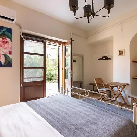 Lägenhet 1br Flat 5 Min Walk To Istiklal In Beyoglu