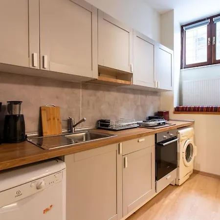1br Flat 5 Min Walk To Istiklal In Beyoglu アパート