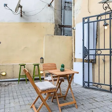 1br Flat 5 Min Walk To Istiklal In Beyoglu *