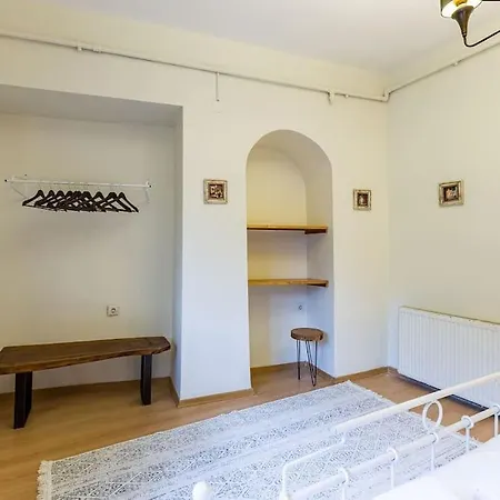 1br Flat 5 Min Walk To Istiklal In Beyoglu Istanbul