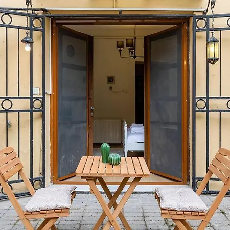1br Flat 5 Min Walk To Istiklal In Beyoglu * Istanbul
